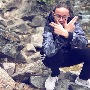 Meet your Posher, Joey